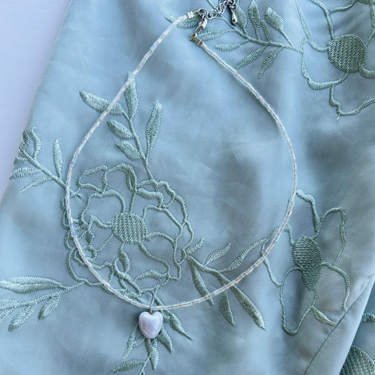 Collar Corazón Gris