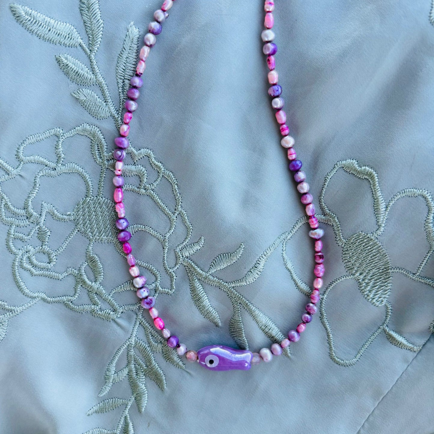 Collar Perlas de Rio y Pez